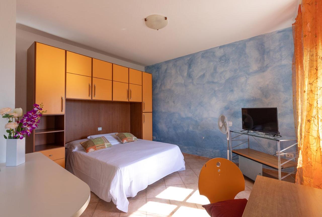Agriturismo Gli Etruschi Populonia Exteriör bild